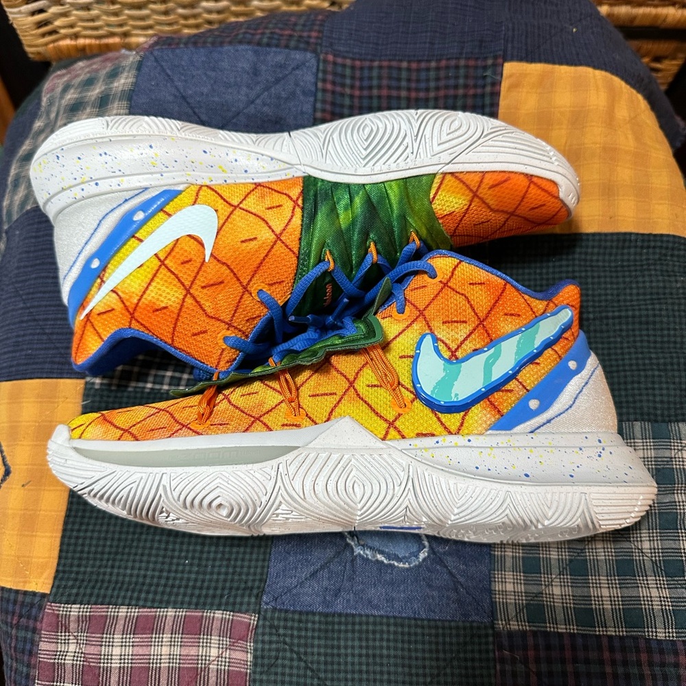 Nike Kyrie 5 Pineapple House Size US 8.5
